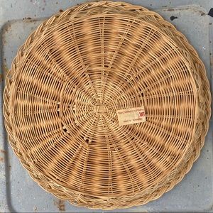 Vintage Accents - Vintage Flat Wicker Basket Vintage Accents - Vintage Flat Wicker Basket